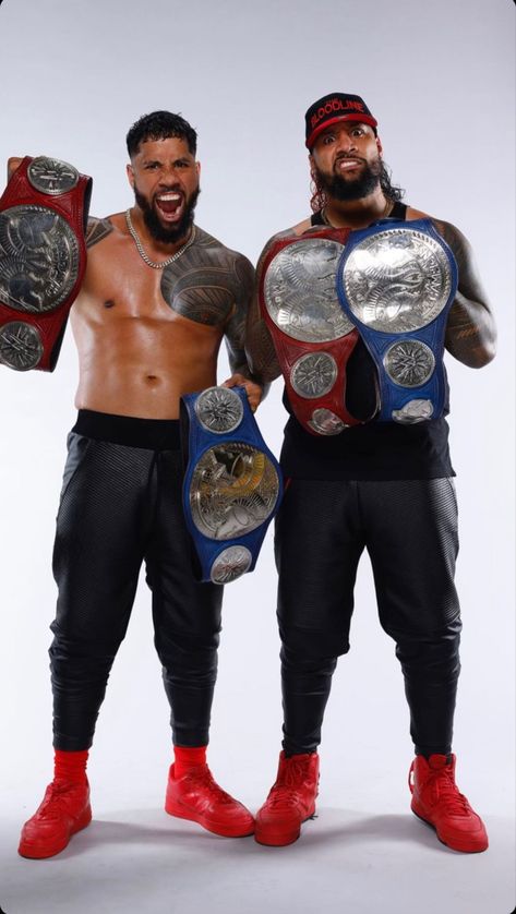 Samoan Men, Wwe Hulk Hogan, Usos Wwe, Liverpool Premier League, Polynesian Men, The Usos, Roman Reigns Wwe Champion, Wwe Tag Teams, Wrestling Stars