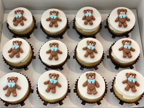 We Can Bearly Wait Cupcakes, Teddy Bear Candy Table, Teddy Bear Dessert Table, Teddy Cupcakes, Teddy Bear Cake Pops, Teddy Bear Cupcakes, Baby Shower Decorations Neutral, Candy Birthday Cakes, Bear Cupcakes