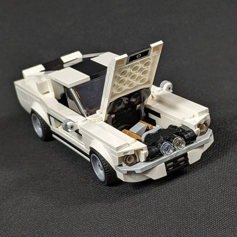 Lego Mustang Moc, Custom Lego Cars, Lego Speed Champions Moc, Lego Car Moc, Lego Cars Instructions, Lego Decor, Lego Frame, Lego Sports, Mustang Gt350