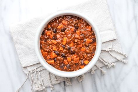 Chorizo and sweet potato chili! Chorizo And Sweet Potato, Sweet Potato And Chorizo, Sweet Potato Chorizo, Chorizo Sweet Potato, Potato Chili Recipe, Potato Chilli, Sweet Potato Chilli, Potato Chorizo, Sweet Potato Chili Recipe