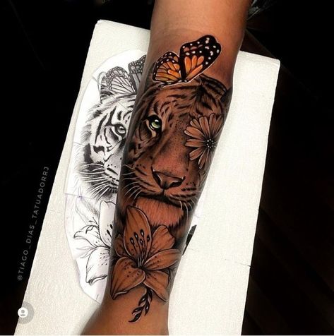 Tiger Indian Tattoo, Tattoo Ideas Female Tiger, Female Lion Tattoo For Women, Tattoo Ideas Female Lion, Let Tattoos For Women, Tiger Spine Tattoo, Tiger Print Tattoo, Tiger Back Tattoo, Cute Shoulder Tattoos