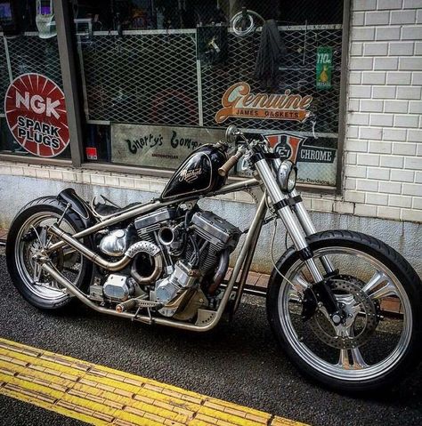 Evo Chopper, Custom Motorcycles Bobber, Harley Bobber, Bobber Bikes, Harley Davidson Bike, Cafe Racer Build, Harley Davidson Chopper, Custom Bobber, Bike Pics