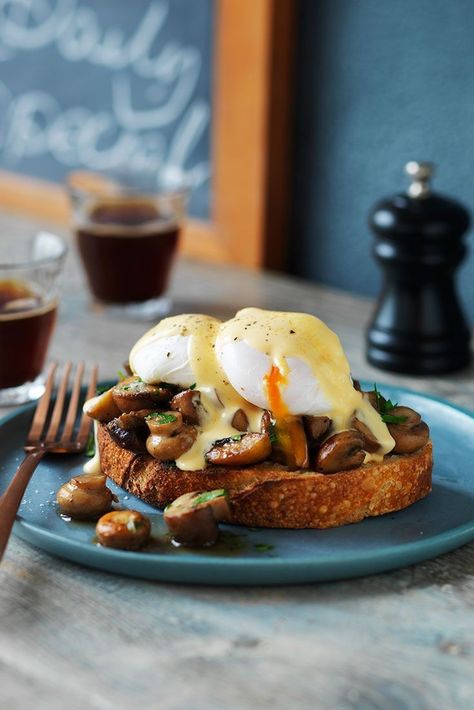 Poached Egg Recipe, Sourdough Recipe, Sautéed Mushrooms, Brunch Cafe, Breakfast Cafe, Bistro Food, Breakfast Restaurants, Eggs Recipe, Pub Food