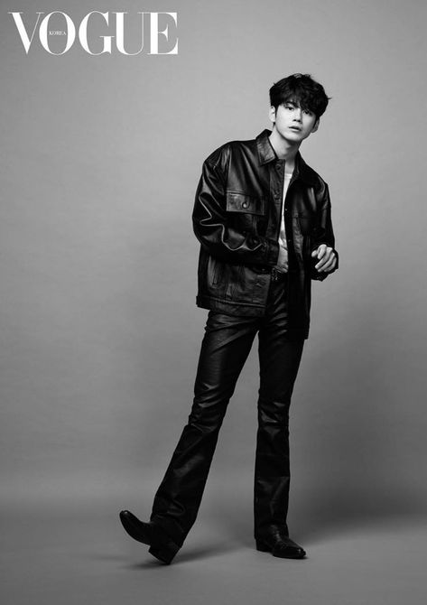 Ong Seong Wu, Vogue Poses, Kpop Photoshoot, Male Portrait Poses, Musician Photography, Male Models Poses, Vogue Men, Men Photoshoot, Mens Editorial