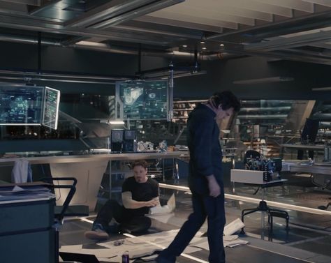 Avengers Dr Visuals, Avengers Shifting Visuals, Avengers Compound Aesthetic, Avengers Tower Aesthetic, Avengers Tower Layout, Avengers Compound Visuals, Avengers Tower Interior, Avengers Age Of Ultron Aesthetic, Tony Stark Lab