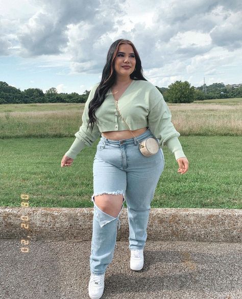 Dahlia Aesthetic, That Friday Feeling, Outfits Gorditas, Plus Zise, Plus Size Baddie Outfits, Chubby Fashion, Friday Feeling, Curvy Girl Outfits, Curvy Outfits