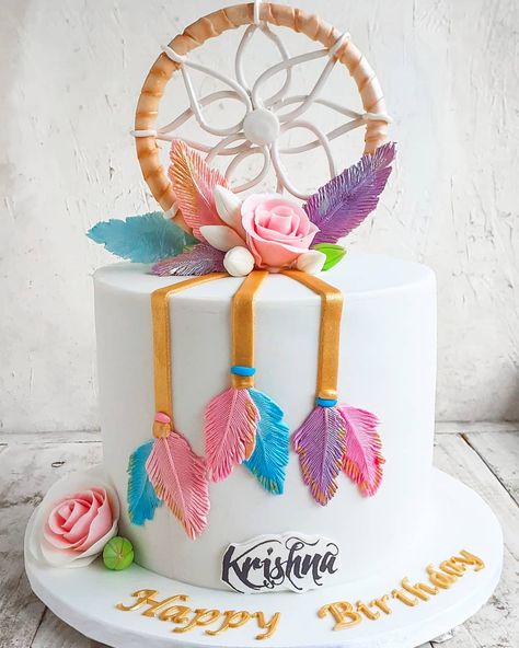 For all the dreamers, a #dreamcatcher cake! . Place orders for your customised cakes on www.toujours.co.in or call/WhatsApp on +919867676070 Dream Catcher Cake, Boho Cake, Boho Birthday Party, Cake Topper Tutorial, Magic Cake, Cake Decorating Videos, Boho Birthday, Coconut Cake, Savoury Cake