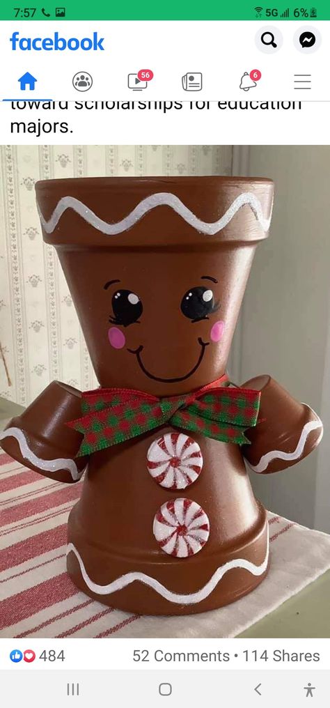 Gingerbread Clay Pots, Christmas Pot People, Christmas Terracotta Pots, Clay Pot Christmas Crafts, Pot People Ideas, Terra Cotta Pot Projects, Terra Cotta Pot Crafts Diy, Clay Pot People, Clay Pot Projects