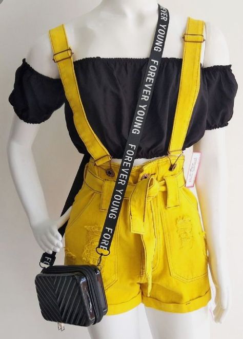 Yellow And Black Outfit Aesthetic, Yellow Goth Outfit, Black Yellow Outfit, Yellow And Black Outfit, Black And Yellow Outfit, Yellow Clothing, Yellow Clothes, Yellow Outfit, Fashion Attire