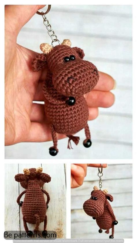 Crochet Keyring Free Pattern, Keychain Patterns, Amigurumi Keychain, Crochet Keychain Pattern, Creative Crochet, Pola Amigurumi, Crochet Bookmarks, Crochet Doll Clothes, Crochet Keychain