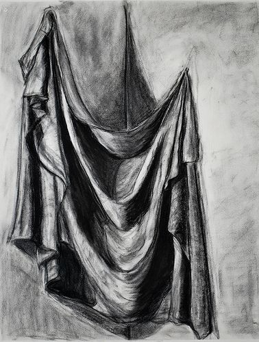 Charcoal Drapery Drawing, Drapery Art, Fabric Studies, Charcoal Study, Drapery Drawing, College Help, Drawing With Charcoal, Pencil Drawing Tutorials, Fabric Drawing