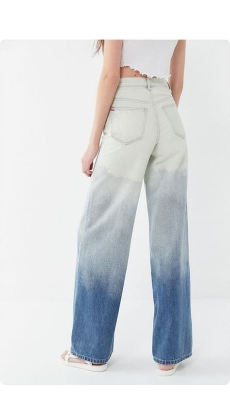 Bleaching Clothes, Bleached Jeans, High Rise Wide Leg Jeans, Painted Denim, Creation Couture, Jeans Diy, Denim Trends, Mode Inspo, Shibori