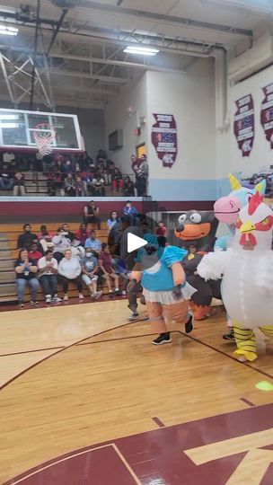 Back To School Pep Rally Ideas, Rally Games High School, Pep Rally Games High School, Homecoming Pep Rally, Pep Rally Games, Rally Games, High School Homecoming, Pep Rally, Homecoming