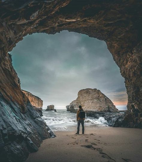 Shark Fin Cove, Santa Cruz Ca Shark Fin Cove Santa Cruz, Santa Cruz Photoshoot, Shark Fin, Spring Photoshoot, Anniversary Photoshoot, Anniversary Photos, Milky Way, Pregnancy Photoshoot, Engagement Photoshoot