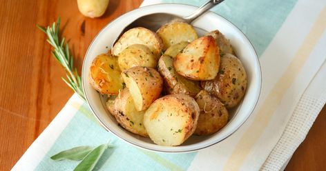 Boiling your potatoes before you toss then into the oven helps the pieces develop a crispy outside coating. The boiling period also reduces the time you have to bake the potatoes to cook them completely and make them crispy. The potato pieces only need a short amount of time in the boiling water to get the cooking process started. Bite-sized pieces... Crispy Potato Bites, Best Baked Potato, Perfect Baked Potato, Potato Bites, Food Substitutions, Breakfast Potatoes, Main Dish Salads, How To Cook Potatoes, Crispy Potatoes