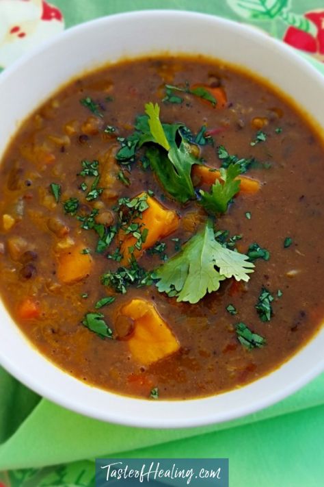 Mulligatawny Soup; A Delightful Anglo-Indian Fusion - Taste of Healing Mulagatawny Soup, Chicken Coconut Milk, Tamil Words, Mulligatawny Soup, Curry Spice, Indian Soup, Chicken Coconut, Curry Soup, Curry Spices