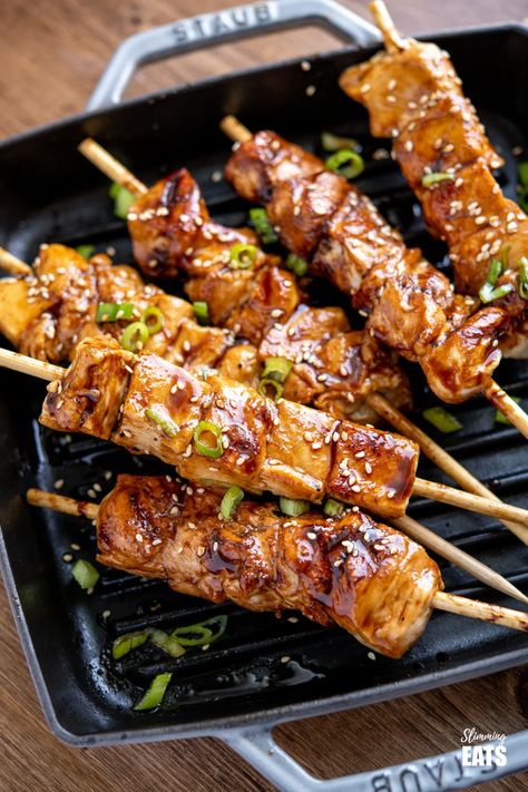 Yakitori Chicken Skewers, Chicken Kabob Marinade, Yakitori Chicken, Vegetable Skewers, Skewers Grill, Kabob Recipes, Chicken Skewers, Chicken And Vegetables, Simple Recipe