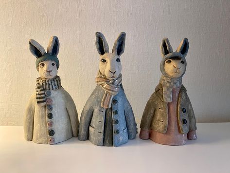 Bunny Sculpture Clay, Clay Rabbits, Bunny Sculpture, Bunny Ceramic, Reading Lamps, Ceramic Sculpture Figurative, Rabbit Sculpture, Beginner Pottery, Pottery Animals