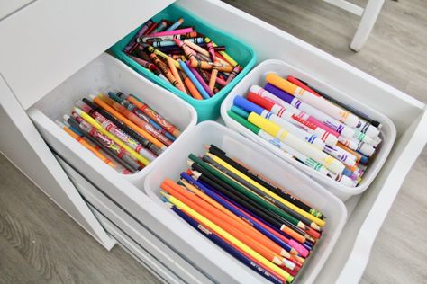 Kids art supply organization ideas: We used IKEA Alex drawer units to create an art station for our kids to get those supplies super organized! We also used cabinets to store art supplies like paint out of the kids' reach. Kids Art Supply Organization, Store Art Supplies, Alex Drawer Organization, Supply Organization, Ikea Alex Drawers, Alex Drawer, Super Organized, Used Cabinets, Ikea Alex