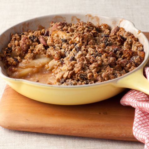 Skillet Apple Crisp, Caramel Apple Cookies, Apple Cookies, Crumble Recipe, Apple Crisp Recipes, Ree Drummond, Cobbler Recipes, Apple Crumble, Cast Iron Cooking