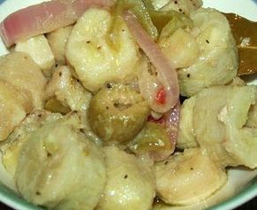 Escabeche Recipe, Spanish Foods, Puerto Rican Cuisine, Puerto Rican Dishes, Puerto Rico Food, Boricua Recipes, Dominican Food, Rican Food, Cabbage Recipe