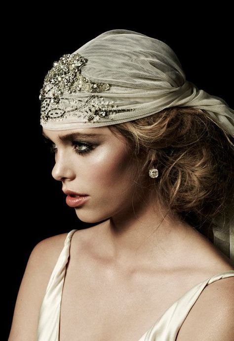 1920 Hair, Boho Chic Hairstyles, Gatsby Hair, Flapper Headpiece, Bella Bridal, 1920s Hair, Bridal Hair Headpiece, Mode Turban, Head Gear