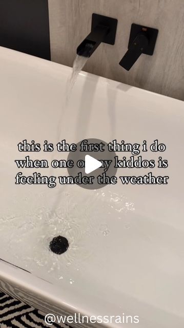 courtney | holistic motherhood made simple on Instagram: "DETOX BATH FOR KIDS 🛁✨

full details below, but COMMENT “DETOX” + i’ll send the recipe straight to you 🙌🏻

you’ll definitely want to have this handy with all those back to school germs floating around 🦠

this bath is perfect when your kiddo is feeling under the weather / has a fever

WHAT YOU NEED

* 2 tbsp baking soda
* 1 c epsom salt
* 1/2 c apple cider vinegar

WHAT TO DO

- start filling the tub with lukewarm water
- add the baking soda to help neutralize chlorine
- next, add the epsom salt + acv
- mix a bit until dissolved

i make sure to fill the tub enough to cover just under chest level
let your kiddo soak for 15-20 min
make sure to hydrate afterwards

this bath can help:

- eliminate toxins
- reduce pain + inflammation Detox Bath For Sickness, Fever Remedies For Kids, What To Do When Sick, Detox Bath For Kids, Sick Hacks, Holistic Motherhood, Simple Detox, Toxic Free Living, Eliminate Toxins