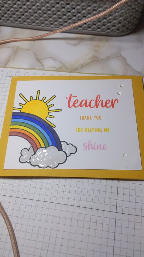 Thanking Card For Teacher, Teachers Day Card For Nursery Kids, Toddler Teachers Day Card, Homemade Teacher Card, Easy Card For Teacher, Thank You Nursery Teacher Gift Ideas, Thank Teacher Card, Thank You Drawing For Teacher, Happy Birthday Teacher Card Diy