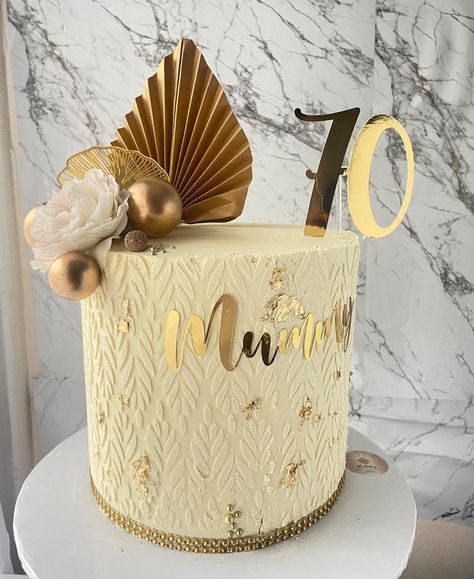 70th Birthday Cake, 60th Birthday Cakes, Gold Cake Topper, Cake Name, Personalised Cake, Birthday Cakes For Women, Cakes For Women, Gold Cake, Personalized Cakes