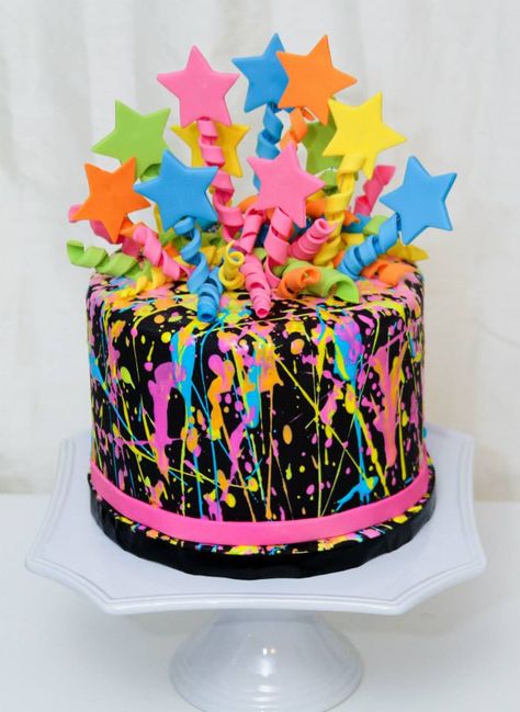 Splatter Cake Birthday Cake Neon, Neon Birthday Cakes, Splatter Cake, Neon Cake, Neon Cakes, Neon Birthday Party, Glow Birthday Party, Neon Birthday, Glow Birthday