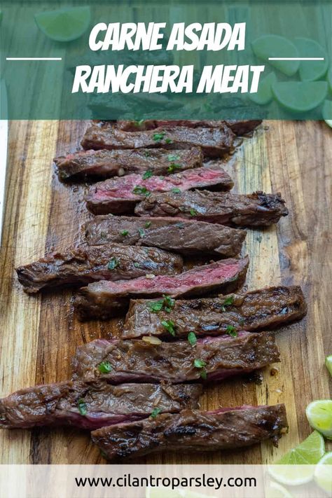 This Ranchera Meat Carne Asada is made with flank steak, olive oil, soy sauce, apple cider vinegar, jalapeños, onion, and limes. Carne Asada Recipe, Cilantro Parsley, Carne Asada Recipes, Dinner Recipes Healthy Family, South American Recipes, Onion Juice, Steak Marinade, Marinated Steak, Healthy Food Dishes