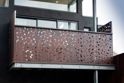 Screening Projects — Entanglements Metal Balcony Railing, Laser Cut Railing, Metal Balcony, Iron Balcony Railing, Balustrade Design, Balcony Grill, Modern Balcony, Outdoor Metal Wall Art, Iron Balcony