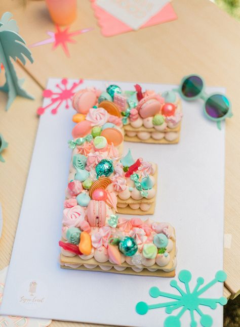 Aloha First Birthday Party, Tropical Birthday Cake Simple, Tropical 1st Birthday Party Girl, Tropical First Birthday Party, Tropical First Birthday, Tropical Birthday Cake, Summer Kids Party, Tropical Birthday Party, Retro Tropical