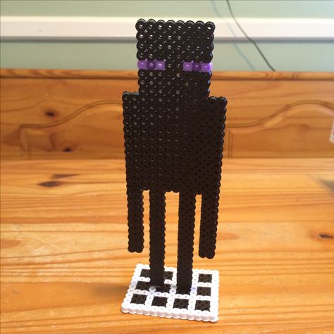 Perler Bead Minecraft Enderman Minecraft Enderman Perler Beads, Perler Bead Minecraft, Hama Minecraft, Minecraft Beads, Minecraft Enderman, Melty Bead Patterns, Hama Beads Minecraft, Pearl Beads Pattern, Diy Perler Bead Crafts