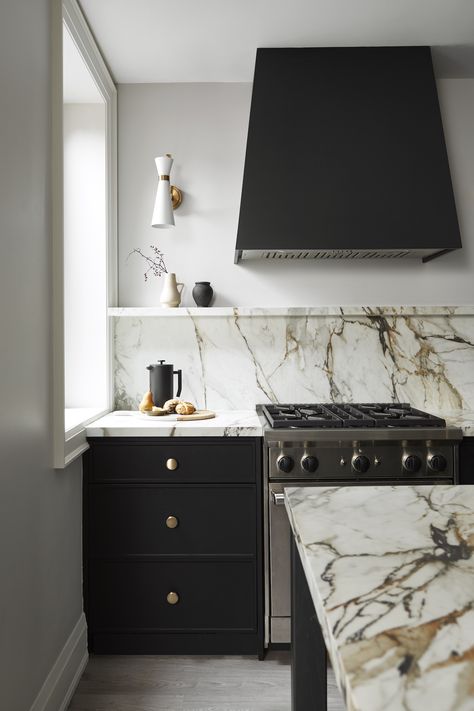 This Contemporary Kitchen Is Oh So Swoon Worthy · Haven Eyeswoon Kitchen, Contemporary Black Kitchen, Jessica Kelly, Floating Kitchen Shelves, Japandi House, White Kitchen Tiles, French Kitchen Decor, Pantry Doors, Metallic Mesh