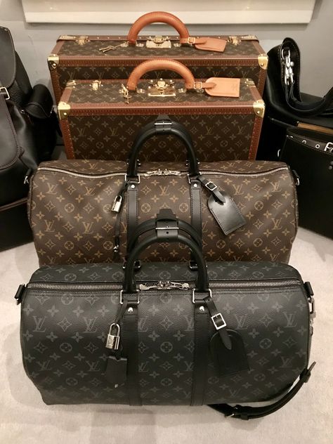 Louis Vuitton Travel Luggage, Louis Vuitton Duffle Bag, Louis Vuitton Travel, Bags Style, Luxury Purses, Fancy Bags, Bags Aesthetic, Louis Vuitton Men, Vuitton Bag