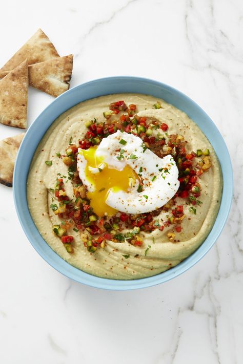 Mediterranean Hummus Egg Smash Hummus Breakfast, Creative Egg Recipes, Mediterranean Hummus, Chickpea Recipes Easy, Hummus Recipe Homemade, Easy Egg Recipes, Homemade Hummus, Chickpea Recipes, Christmas Breakfast