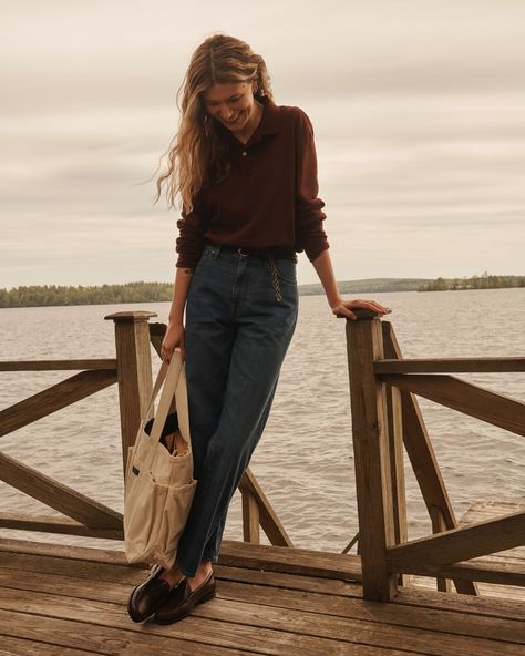 Outfits Winter 2022, J Crew Lookbook, Boat Shoes Outfit, J Crew Catalog, Classic Fall Style, Jcrew Fall, J Crew Outfits, Cup Of Jo, Ivy Style