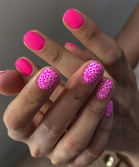 Pink Cheetah Nails, Spring Nail Art Designs, Animal Print Nails Art, Makeup Nails Art, Blue Acrylic Nails, Stiletto Nails Designs, Leopard Nails, Animal Print Nails, Spring Nail Art