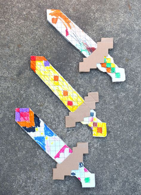 Minecraft Birthday Party Games, Minecraft Party Ideas, Minecraft Party Games, Minecraft Party Food, Minecraft Activities, Diy Minecraft Birthday Party, Minecraft Party Favors, Minecraft Party Decorations, Minecraft Decoration