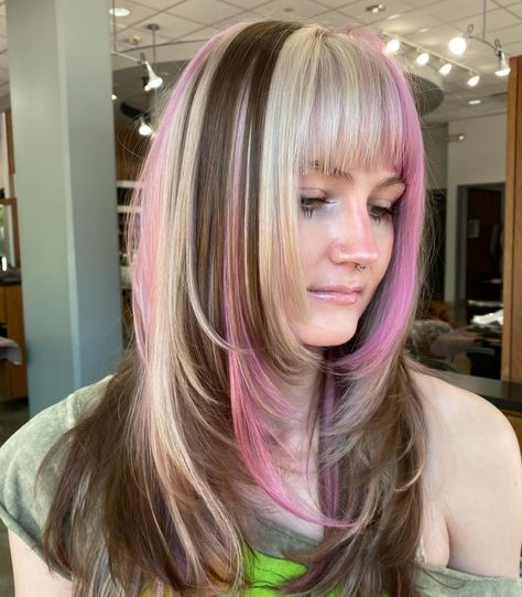 Coquette Hair Dye Ideas, Pink And Blonde And Brown Hair, Hair Dye Inspo Colorful, Cool Toned Skin Hair Color Ideas, Pink Brown Blonde Hair, Neopolitan Hair Curly, Neapolitan Ice Cream Hair, Brown Blonde Pink Hair, Neapolitan Hair Curly