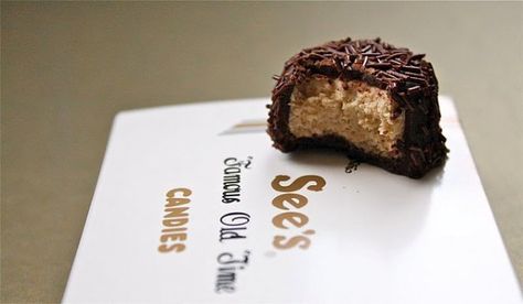 See's Bordeaux truffle copycat recipe - so excited this is my favorite candy Sees Candy, Arbonne Recipes, Sees Candies, Candy Truffles, Candy Recipe, Homemade Candies, Copycat Recipe, Arbonne, Yummy Sweets