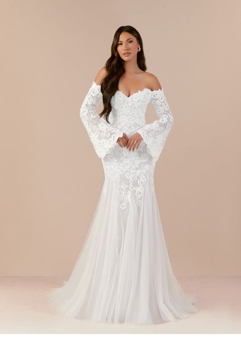 Say yes to Arlette, our boho lace and tulle mermaid wedding dress. She features gorgeous off-the-shoulder flare sleeves, a flattering sweetheart neckline, and tulle godets that trail behind you as you walk down the aisle. Mermaid Wedding Dress With Sleeves, Chapel Train Wedding Dress, Mermaid Sweetheart, Off Shoulder Wedding Dress, Mermaid Fairy, Lace Wedding Dress With Sleeves, Trumpet Wedding Dress, Wedding Dress Lace, Wedding Dress Train