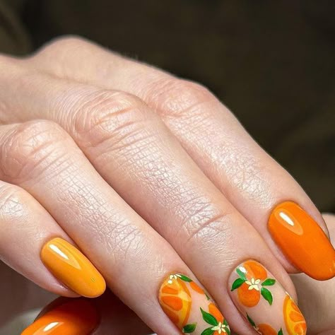 P A I W A L O V E S - Rye - East Sussex on Instagram: "🍊 Aperol Spritz anyone? 🍹 Have a great Friday and a lovely weekend 🧡 @biosculpturegelgb Flex Base Tangerine French White Spun Out Of Dreams HP Gels for leaves & flowers Apex Gel Evo Gloss Gel @nails_luxeofficial Brushes MSJI @officialnavyprofessional Nail plate preparation @thenaillab_uk Tokyo #fruitnails #handpainted #springnails #summernails #holidaynails #orangenails #fruirnails #brightnails #trendingnails #nailtrends #summer Tangerine Nail Art, Orange Bird Nails, Orange Inspired Nails, Orange Citrus Nails, Oranges On Nails, Orange Fruit Nail Art, Tangerine Nails Design, Orange Blossom Nails, Clementine Nails