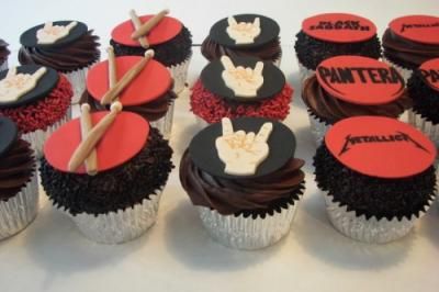 my kid and fiance would flip out if I brought a box of these home. I love the Pantera one. :D Drum Cupcakes, Heavy Metal Birthday Party, Drums Cupcakes, Heavy Metal Birthday, Rock Cupcakes, Metal Birthday Party, Heavy Metal Wedding, Drum Birthday, Music Cupcakes