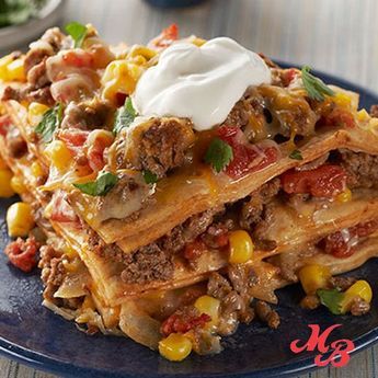 Easy Baked Taco Pie, Taco Pie With Tortillas, Tortilla Pie, Entree Ideas, Easy Taco Casserole, Taco Pie Recipes, Food Turkey, Baked Pie, Hispanic Recipes