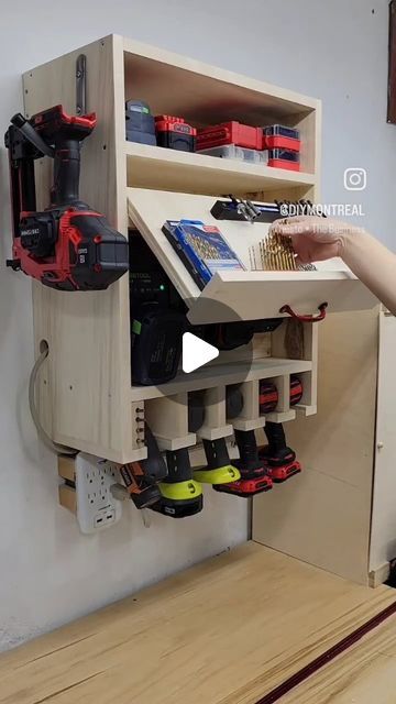 Marie | DIY Montreal on Instagram: "Counting down my top posts of the year! Here's no.2 👉
My homemade drill storage and charging station 😍 It's been awesome having everything easily accessible and in its place!

Full video available on YouTube and plans available too! 👉 link in profile 

#top10 #drillchargingstation #drillstation #drillcharging #cordlesstools #shopproject #shoporganization #chargingstation #woodworking" Faux Wood Garage Door, Drill Storage, Tool Storage Diy, Small Deck Decorating Ideas, Homemade Tables, Diy End Tables, Diy Sofa Table, Simple Coffee Table, Cool Wood Projects