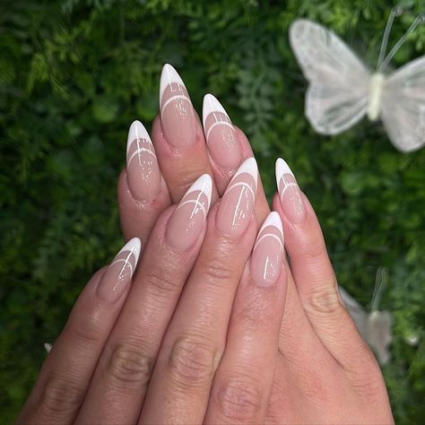 Dazzle Nails, Acrylic Nails Almond Shape, Stilleto Nails Designs, Detail Drawing, Drawing Designs, Glamour Nails, Stiletto Nails Designs, Basic Nails, Almond Nails Designs