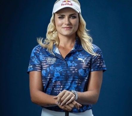 American golfer, Lexi Thompson who plays on the LPGA excursion. She rose to popularity as the youngest golfer ever to qualify to play in the US Women's Open. Also, Lexi is popular for her appearance in the LPGA tournament and the Dubai Ladies Masters. She has won several awards since she began her professional golf career, including being the youngest LPGA major champion. Lexi Thompson Pictures, Lexi Thompson Golf, Female Golfers, Lexi Thompson, Girls Golf, Army Pics, Women Golfers, Married Woman, Golfers