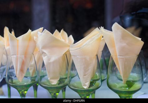 paper napkins in the glasses of a restaurant Stock Photo Paper Napkins In Glasses Ideas, Purple Wedding Tables, Paper Serviettes, Decorative Paper Napkins, Paper Tablecloth, Cozy Restaurant, Dinner Table Setting, Paper Butterflies, Water Into Wine